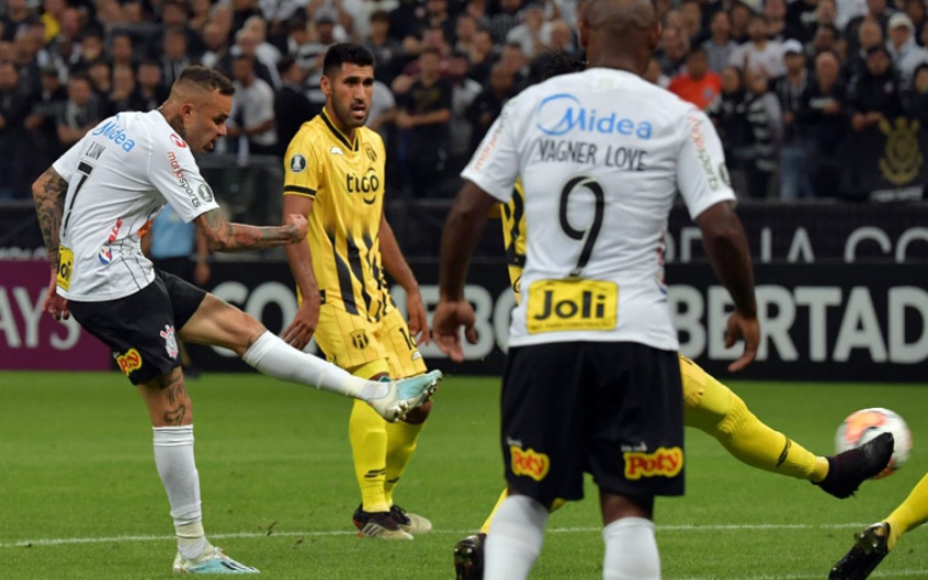Depois de queda, Corinthians tenta reabilitação no Majestoso 