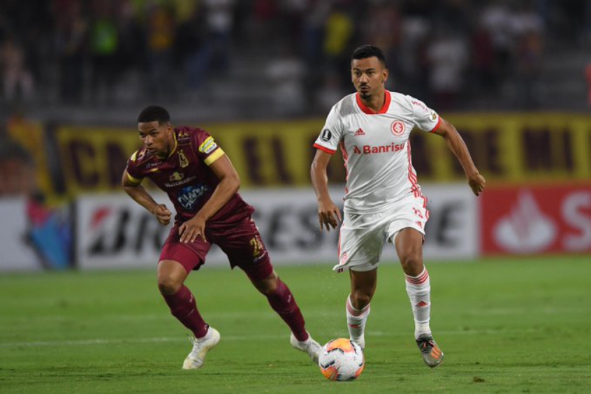 Tolima x Internacional - Robles e Rodrigo Lindoso
