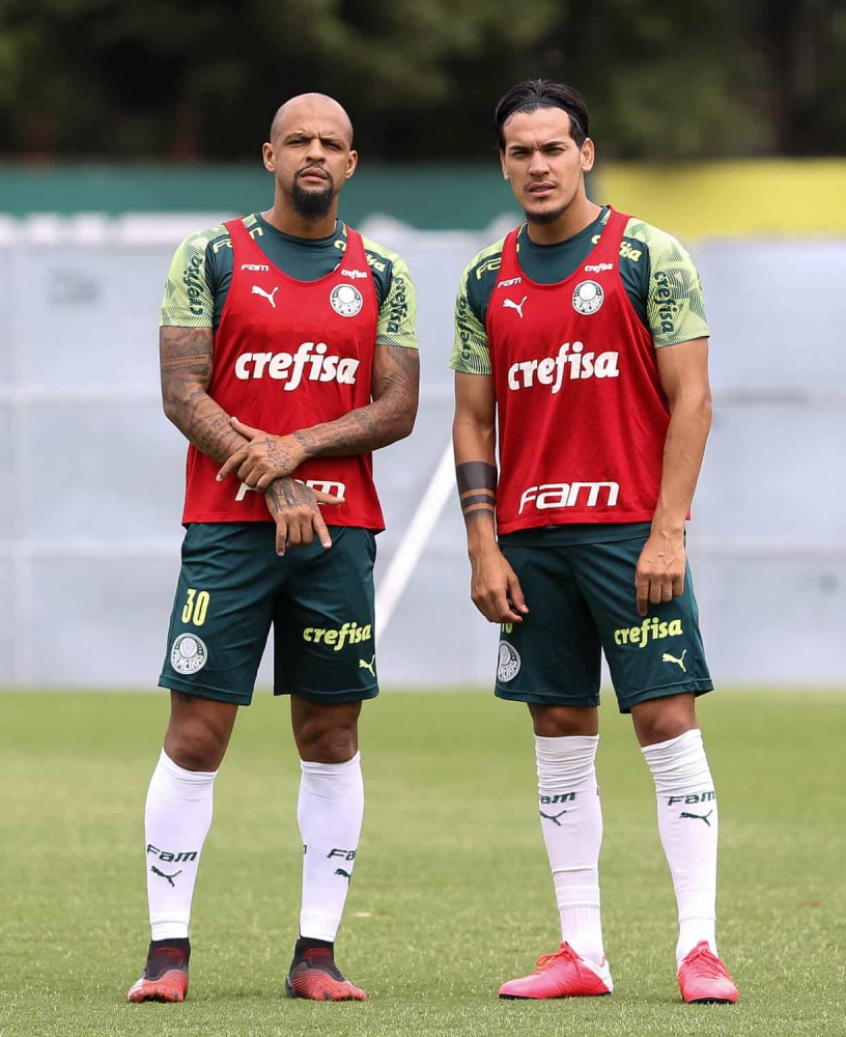 Reinventado por Luxemburgo, Felipe Melo se firma como zagueiro no Palmeiras