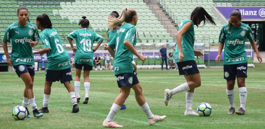 Feminino: jogadoras do Verdão realizam treino no Allianz Parque no Dia da Mulher