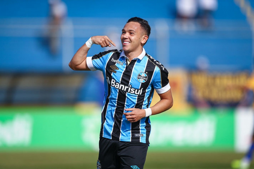 Após se recuperar de lesão, Pepê se torna opção ao técnico Renato Gaúcho que tem sérios problemas na formação titular que encara o Inter nesta quarta feira Foto: Lucas Uebel - Grêmio