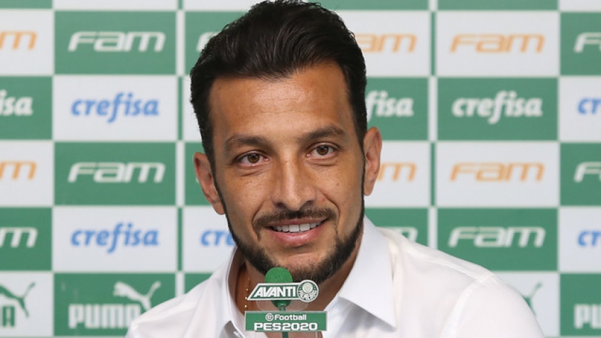 Edu Dracena e auxiliar técnico do Palmeiras testam positivo para Covid-19