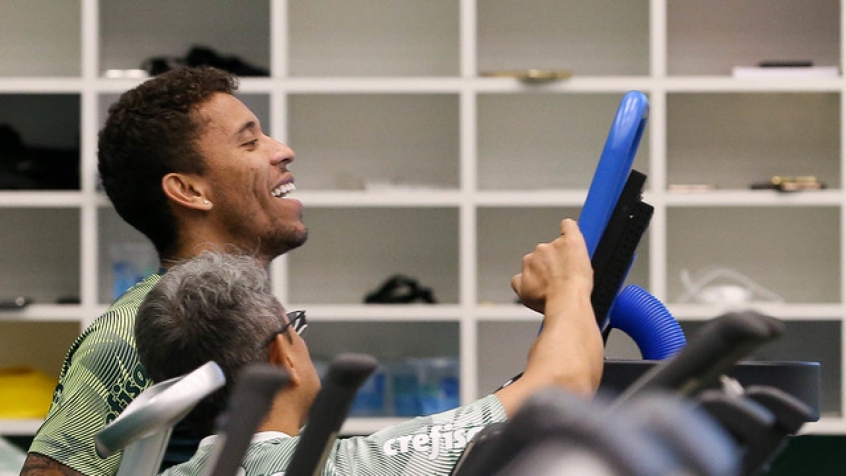 Treino forte, papo com Luxa, salário: Marcos Rocha relata sua pausa