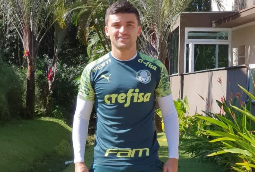 Victor Luis destaca lado positivo dos treinos online do Palmeiras: 