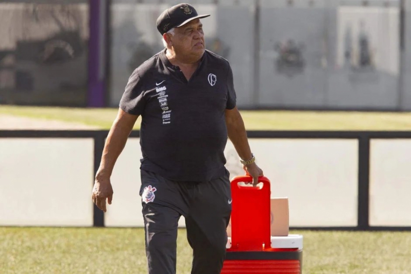 Ceará, massagista do Corinthians está internado após contrair novo coronavírus