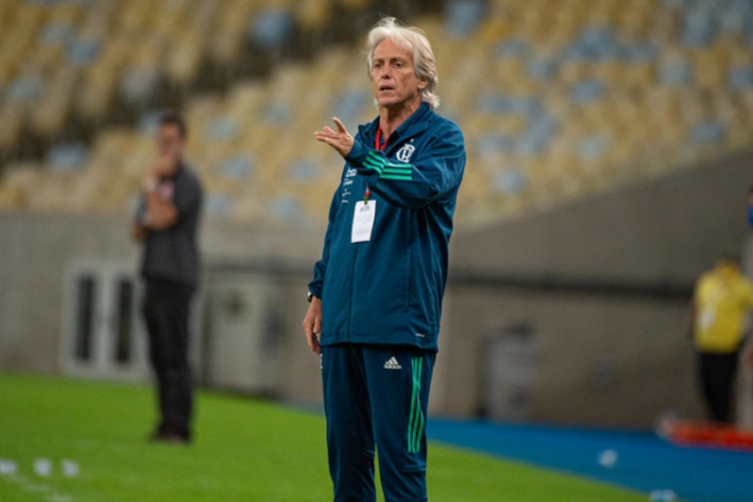 Rubro-Negro retornou aos jogos e trouxe Léo Pereira consolidado e a estreia do time ideal de 2020