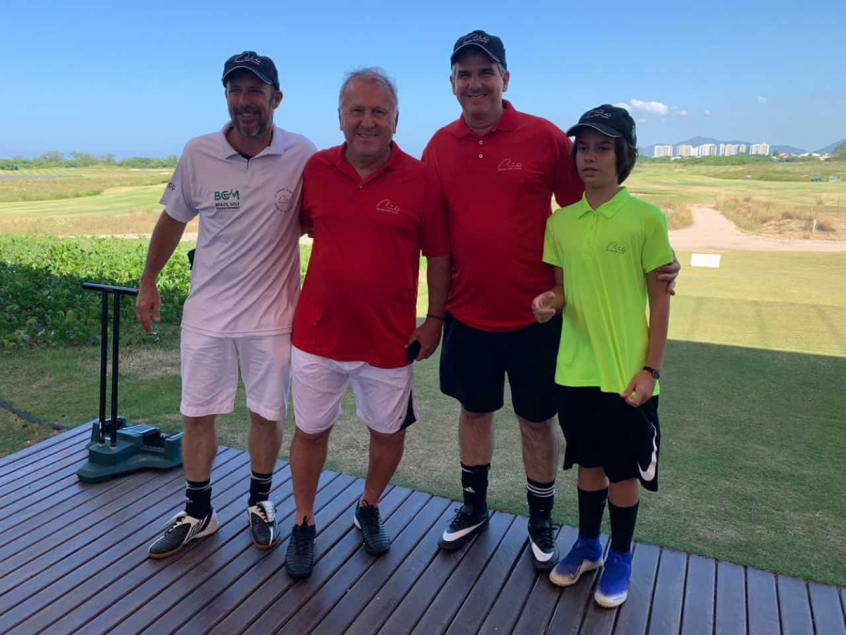 Zico esteve no campo antes da pandemia