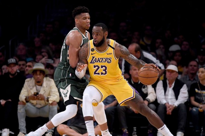 LeBron James e Giannis Antetokounmpo