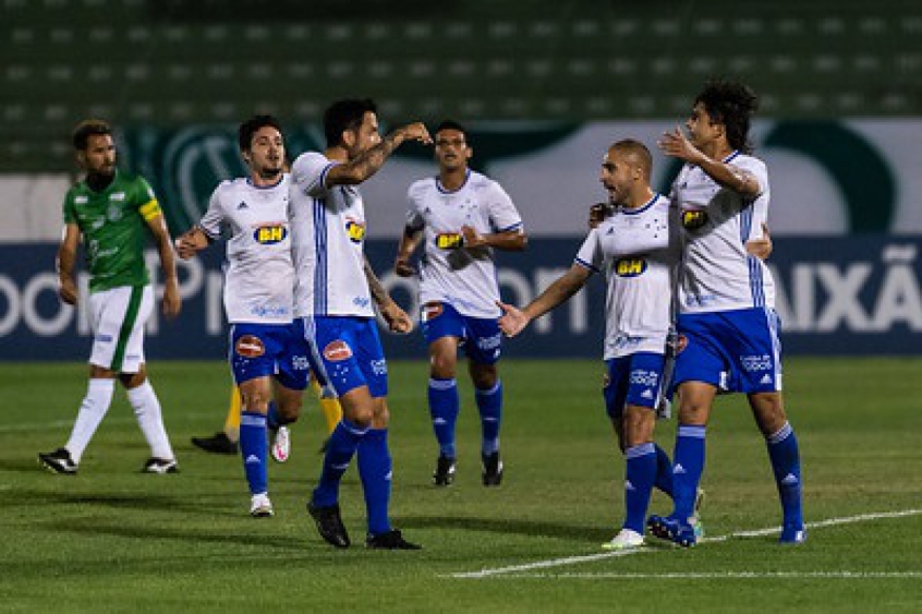 Cruzeiro Vence O Guarani E Zera Pontuacao Negativa Na Serie B Lance