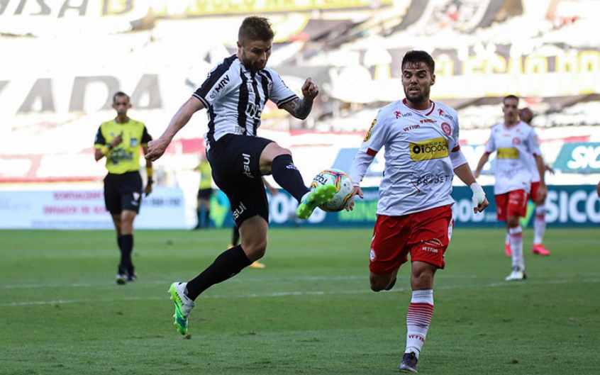 Tombense x Atlético-MG - Eduardo Sasha