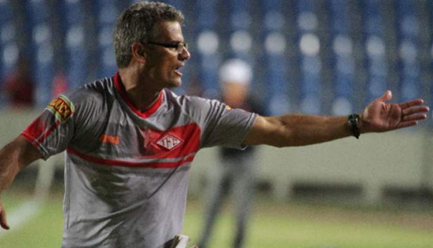 Eugênio Souza - Tombense