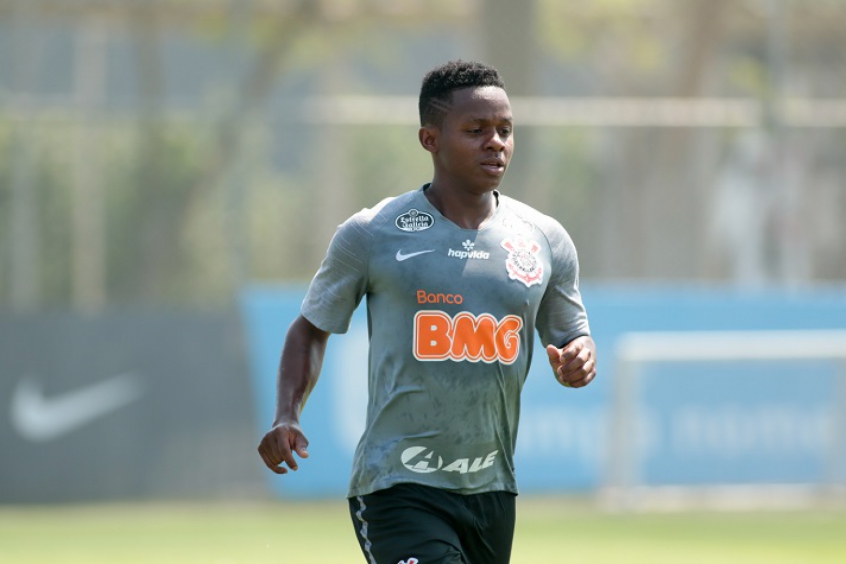 Cazares aparece no BID e está liberado para fazer a estreia