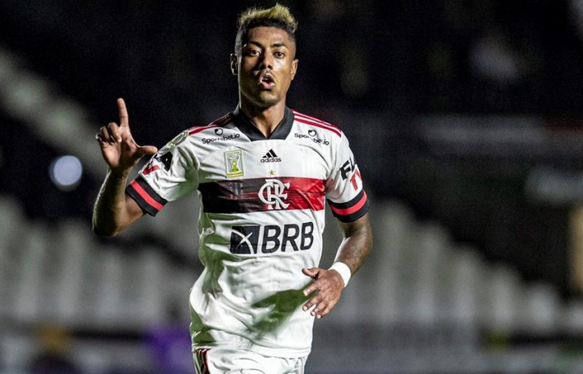 Em clássicos, Bruno Henrique iguala marca de Romário