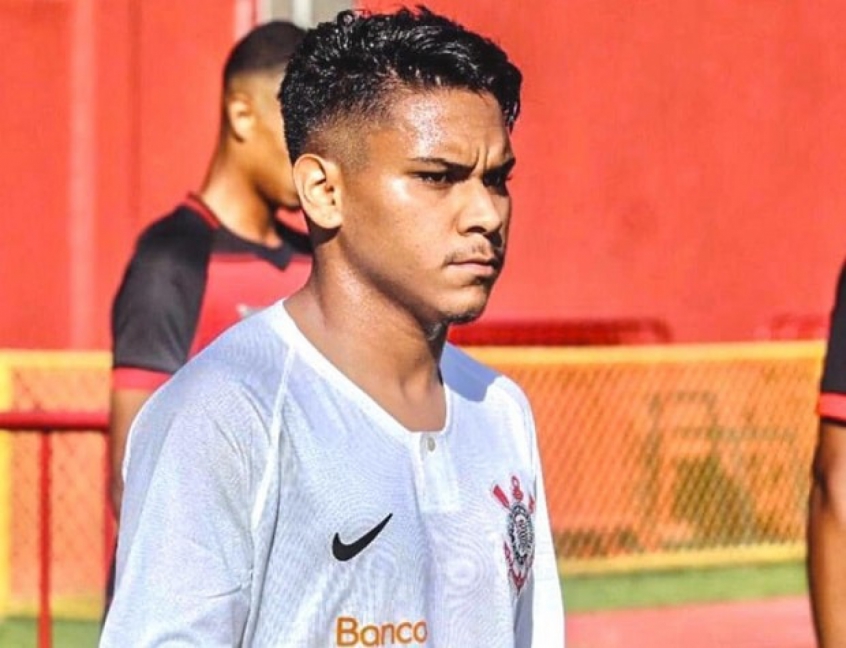 Sub-23: Lateral do Timão se diz ansioso por estreia no Brasileirão