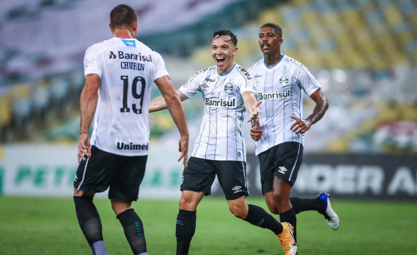 Churín é elogiado pelo técnico Renato Gaúcho