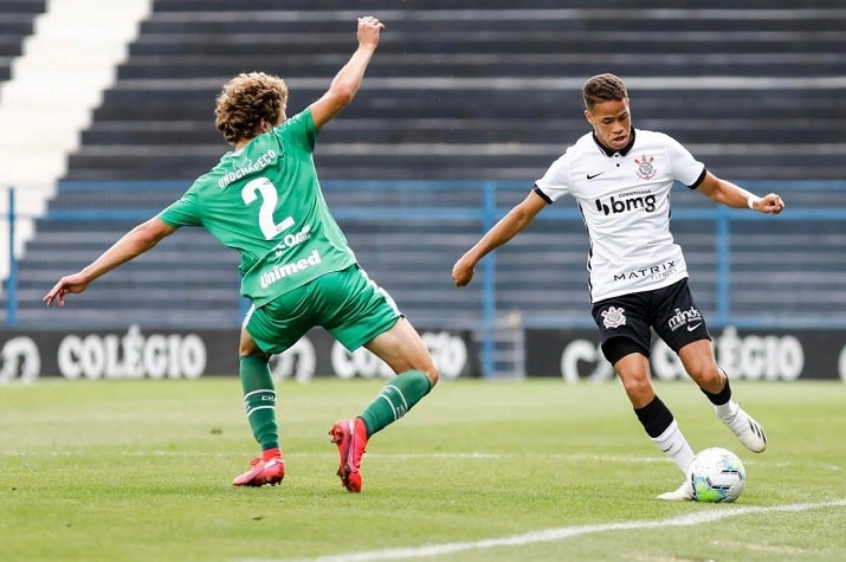 Sub-17: Lateral comemora vaga nas quartas do Brasileiro: “Manter a pegada”