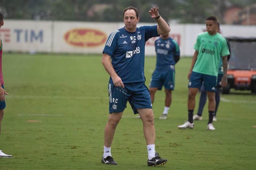 Ceni terá que quebrar a cabeça para montar o Flamengo contra o São Paulo