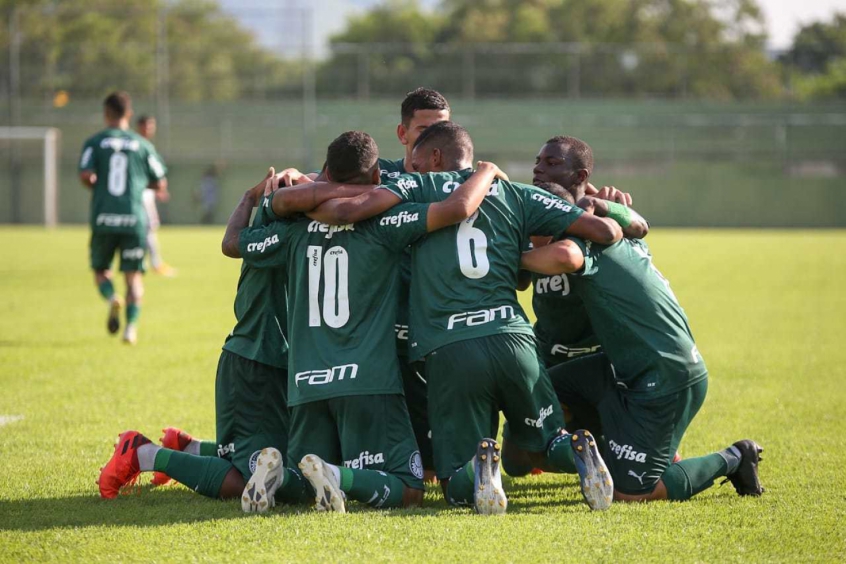 Com reforço de ‘profissionais’, sub-20 do Palmeiras vence Vasco