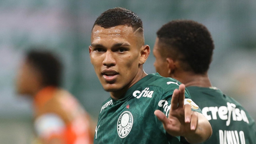 Voando alto: Gabriel Veron tem início de carreira mais goleador do que Gabriel Jesus e Vinícius Jr; compare