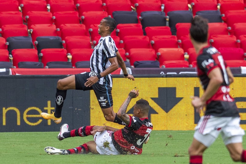 Em sua estreia como titular Natan atropela concorrência no Flamengo