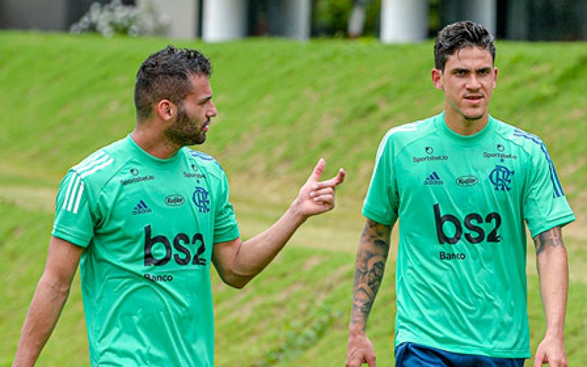 Flamengo Entra Em Acordo Com Lille E Thiago Maia Seguira No Ninho Ate O Final De 2021 Lance