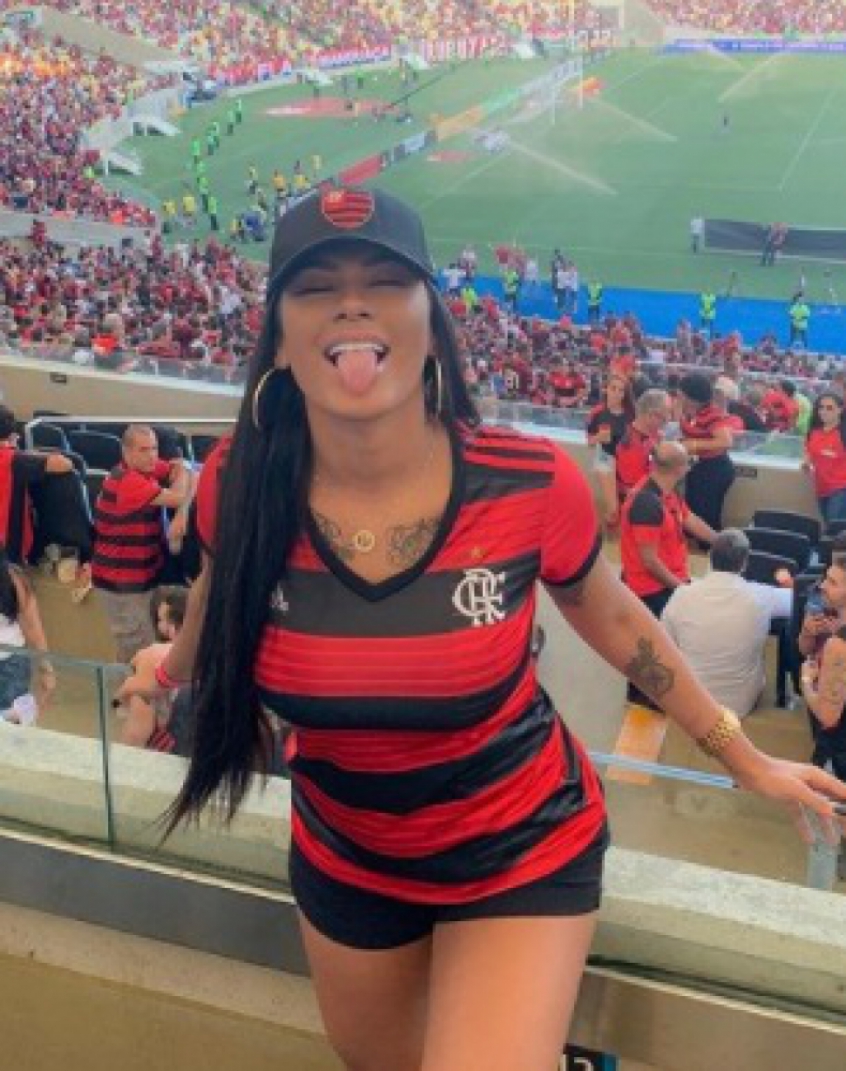 cantora pocah pede apoio de duque de caxias e perfil do clube rebate cantora pocah pede apoio de duque de caxias e perfil do clube rebate