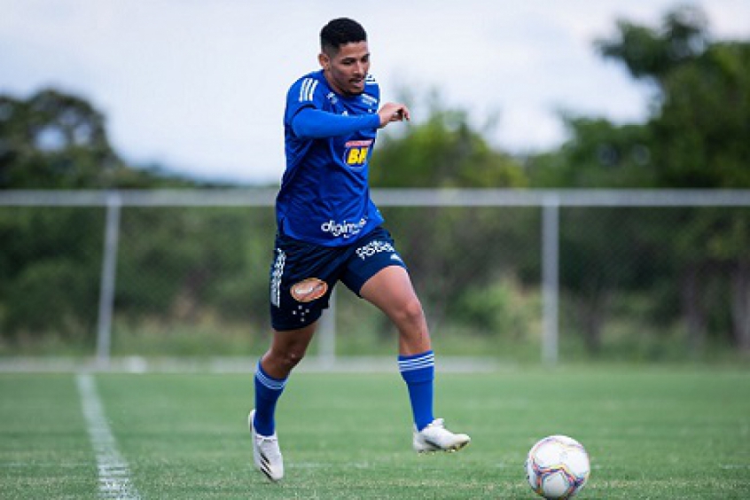 Zé Eduardo e Cruzeiro entraram em acordo e o jogador voltou ao elenco da Raposa