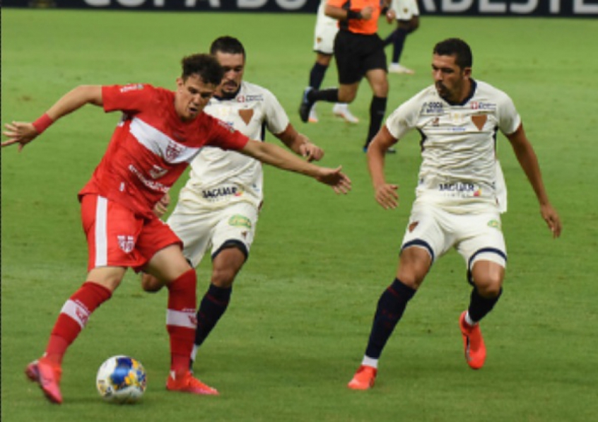 Fortaleza Comeca Trajetoria Na Copa Do Nordeste Vencendo O Crb Lance