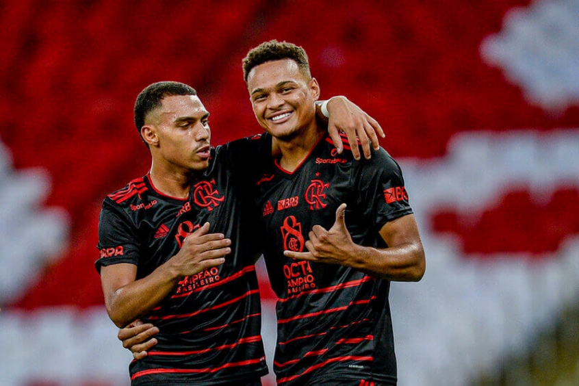 Macaé x Flamengo - Rodrigo Muniz e Matheuzinho
