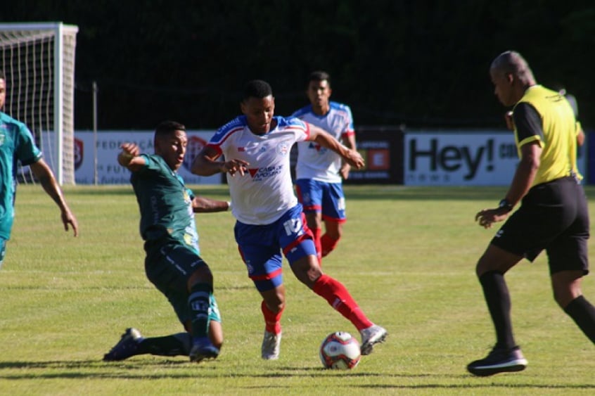 Baianao Vitoria Da Conquista E Bahia Empatam Sem Gols Em Jogo Sem Emocao Lance