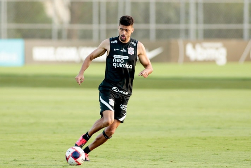 Corinthians encaminha empréstimo de zagueiro à Ferroviária