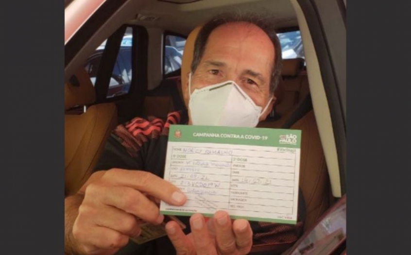 Muricy após ser vacinado contra a Covid-19