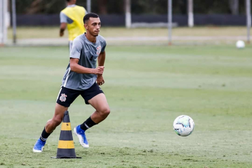 Atacante do Corinthians destaca motivação em retomada dos treinos no time sub-20