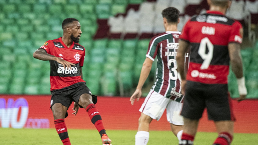 Flamengo sai na frente, Fluminense reage, e primeira partida da decisão do Carioca termina em empate