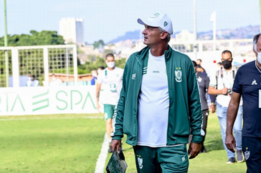 Lisca questionou uma suposta vantagem dada do Galo pela FMF
