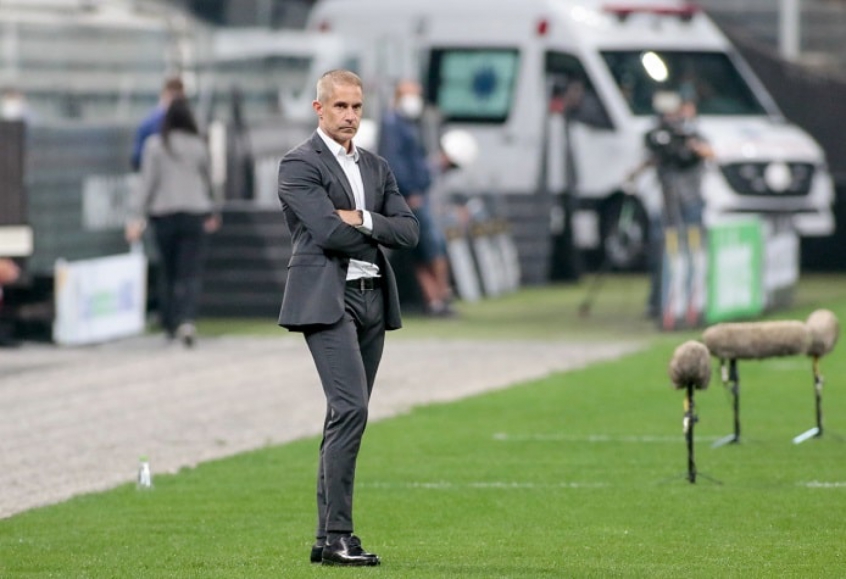 Sylvinho - Corinthians x Atlético-GO