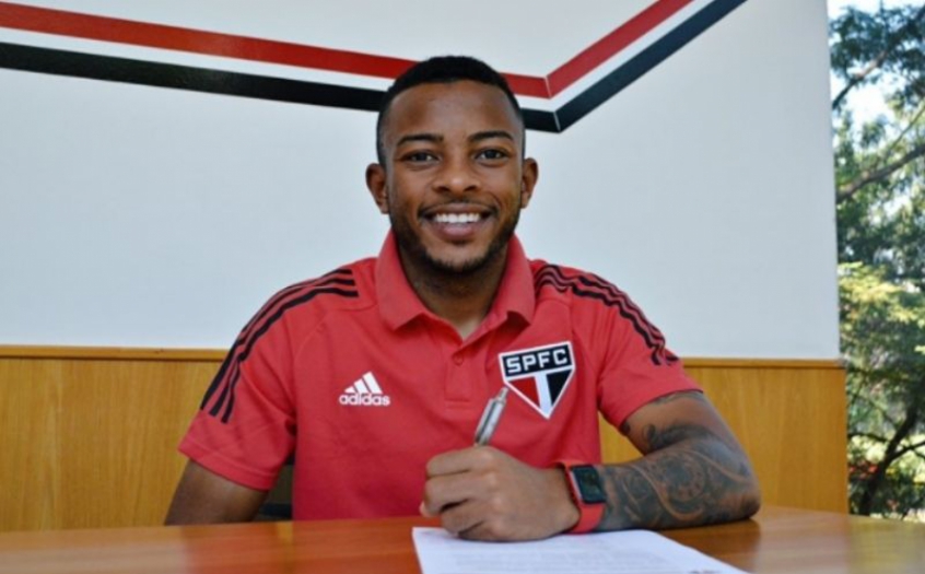 Welington renovou seu contrato com o São Paulo