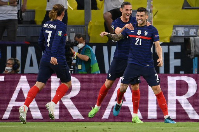 Com gol contra, França vence a Alemanha na primeira rodada ...