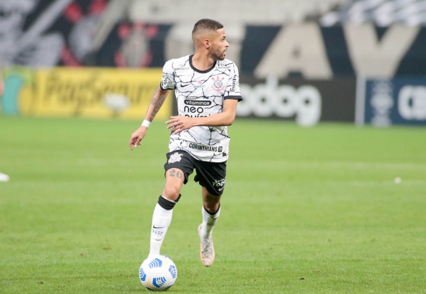 Vitinho comemora primeiro gol no profissional, mas lamenta o resultado : 'É trabalhar'