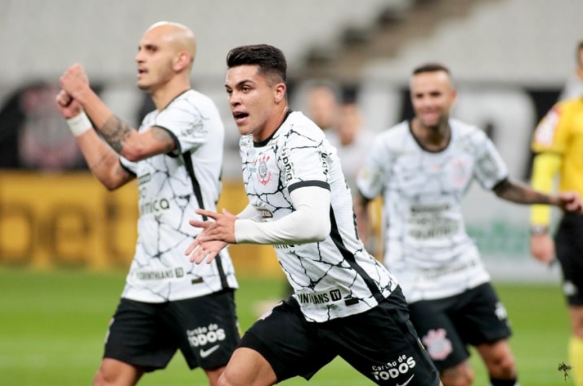 Roni vira peça intocável de Sylvinho em sequencia do TIMÃO