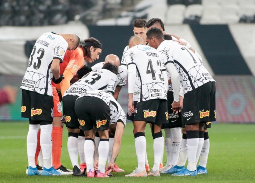 Com título distante, Corinthians sonha com classificação direta e premiação alta para aliviar finanças