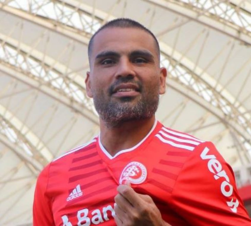 Gabriel Mercado é apresentado no Internacional LANCE!