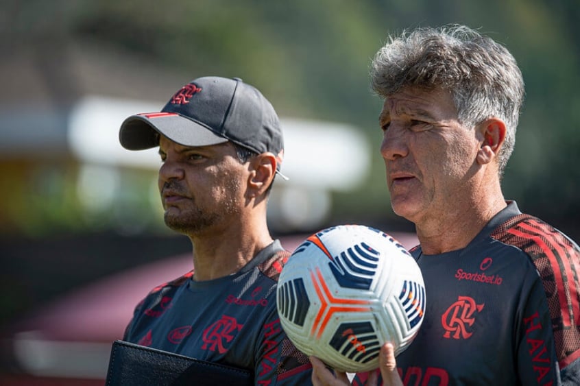 Para carimbar merecimento como titular, Flamengo terá defensor em prova dos 9