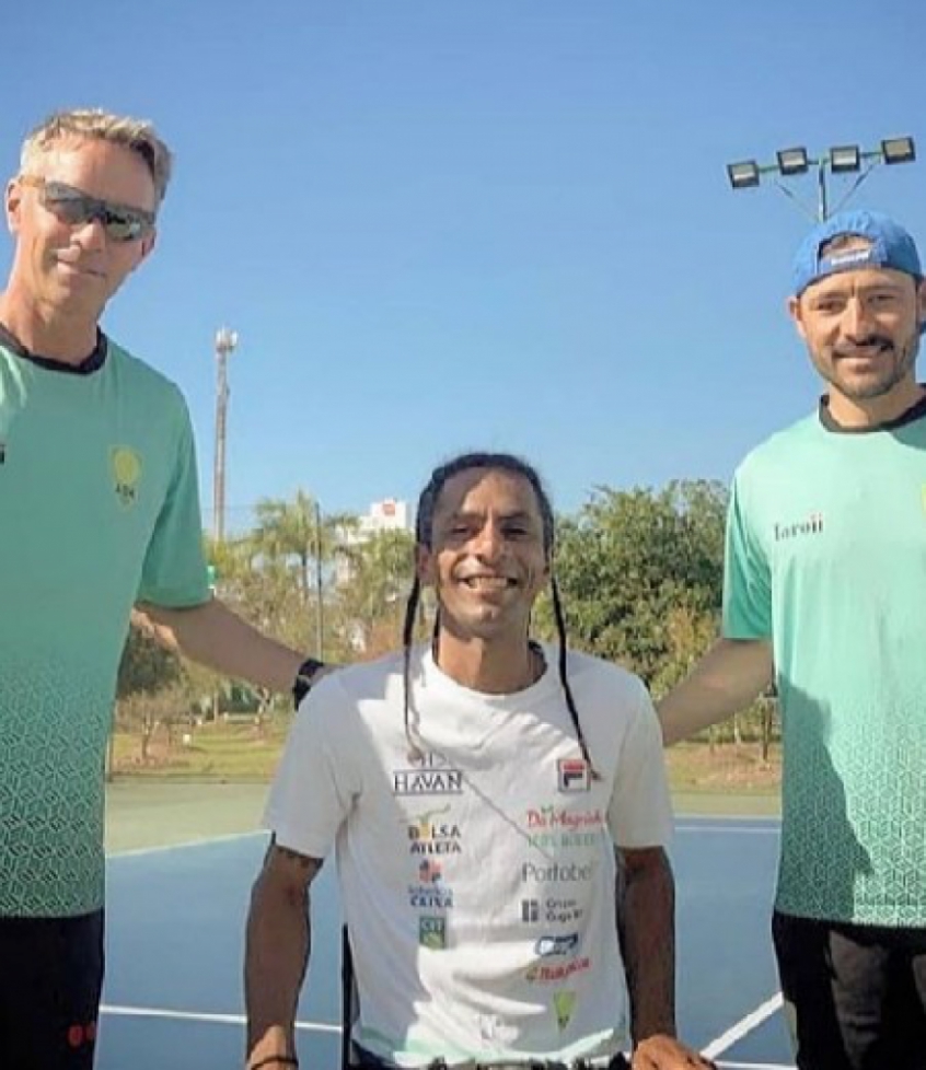 Ymanitu Silva ao centro. Patrício Arnold à esqurerda e Darkson Santos à direita