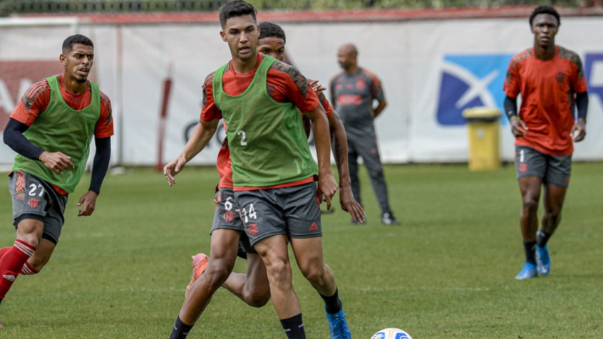 Garoto do Ninho valoriza chance no time principal: Muito importante