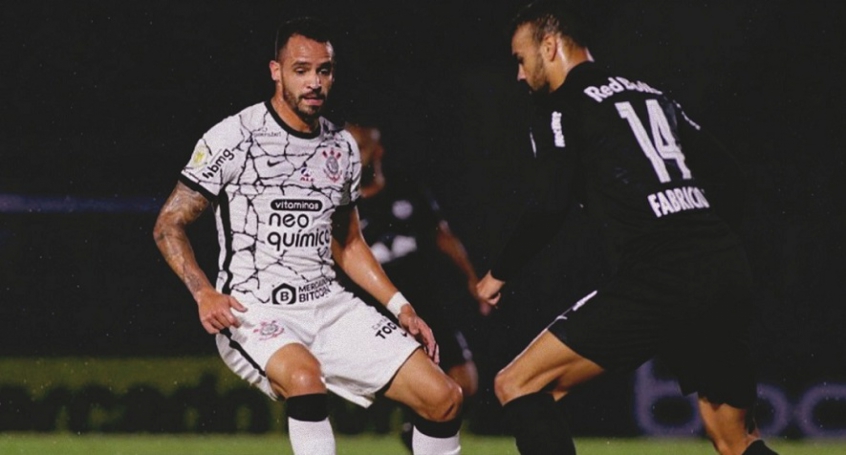 Renato Augusto exalta poder do elenco do Corinthians e diz: 'Quando a bola saiu do pé, achei que seria gol'