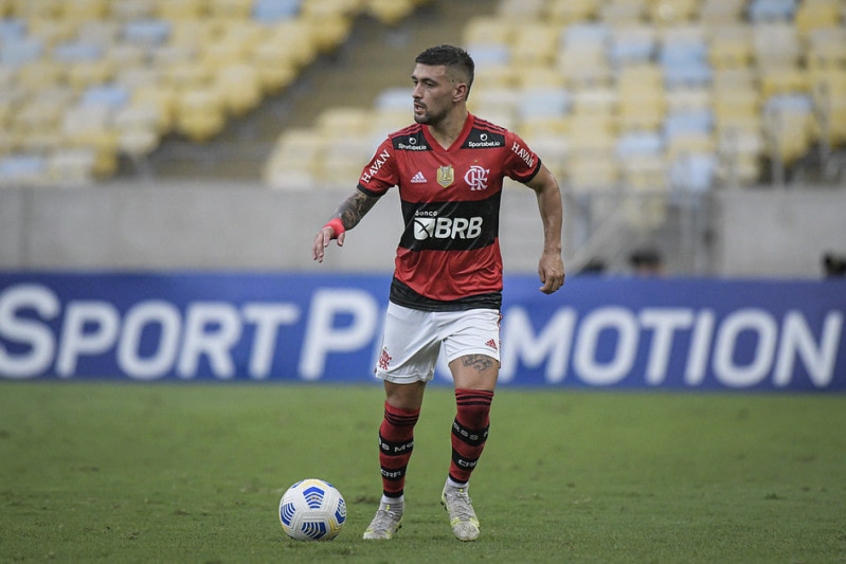 Flamengo tem caminho livre para costurar novo acordo com Arrascaeta