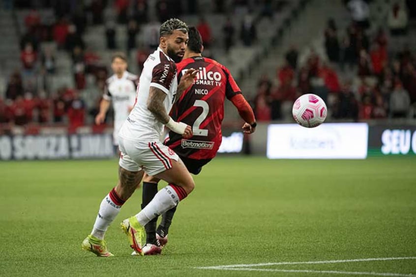 Athletico e Flamengo fazem tira-teima em quarto duelo em 30 dias