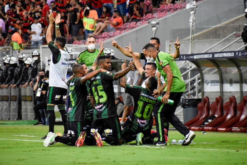 O Coelho permitiu o empate ao Sport, porém, se reequilibrou e conseguiu o gol que deu mais três pontos aos mineiros