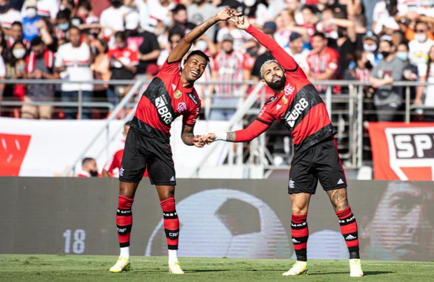 Bruno Henrique destaca desejo de manter parceria de sucesso com Gabigol no Flamengo por muitos anos